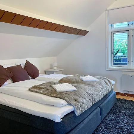 Unique 3bed - Generous Terrace - דירה